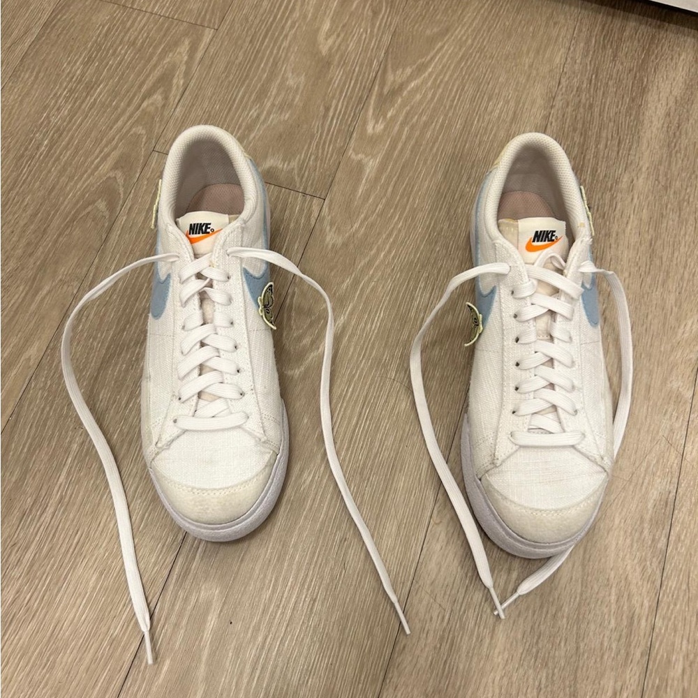 Nike Blazer Low Platform SE Next Nature Women's Size 8.5 White-Blue
